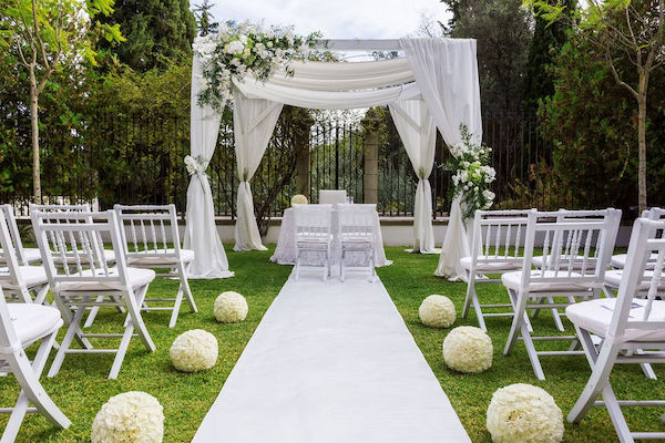 Intimate outdoor wedding ceremony - socially distant outdoor wedding ceremony - outdoor wedding ceremony. - white decor for outdoor wedding ceremony