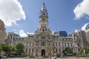 Philadelphia weddings - Philadelphia wedding photo locations - Philadelphia City Hall 