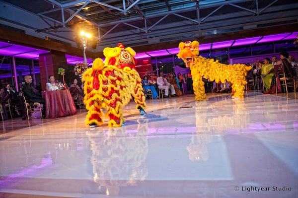 Vietnamese dragon dancers- Vietnamese wedding - Vietnamese wedding traditions - Philadelphia fusion weddings - Philadelphia multicultural weddings