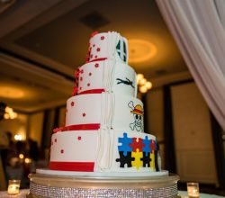elegant events florist - Philadelphia wedding florist - chinese wedding - lightyear studio photography - wedding cake